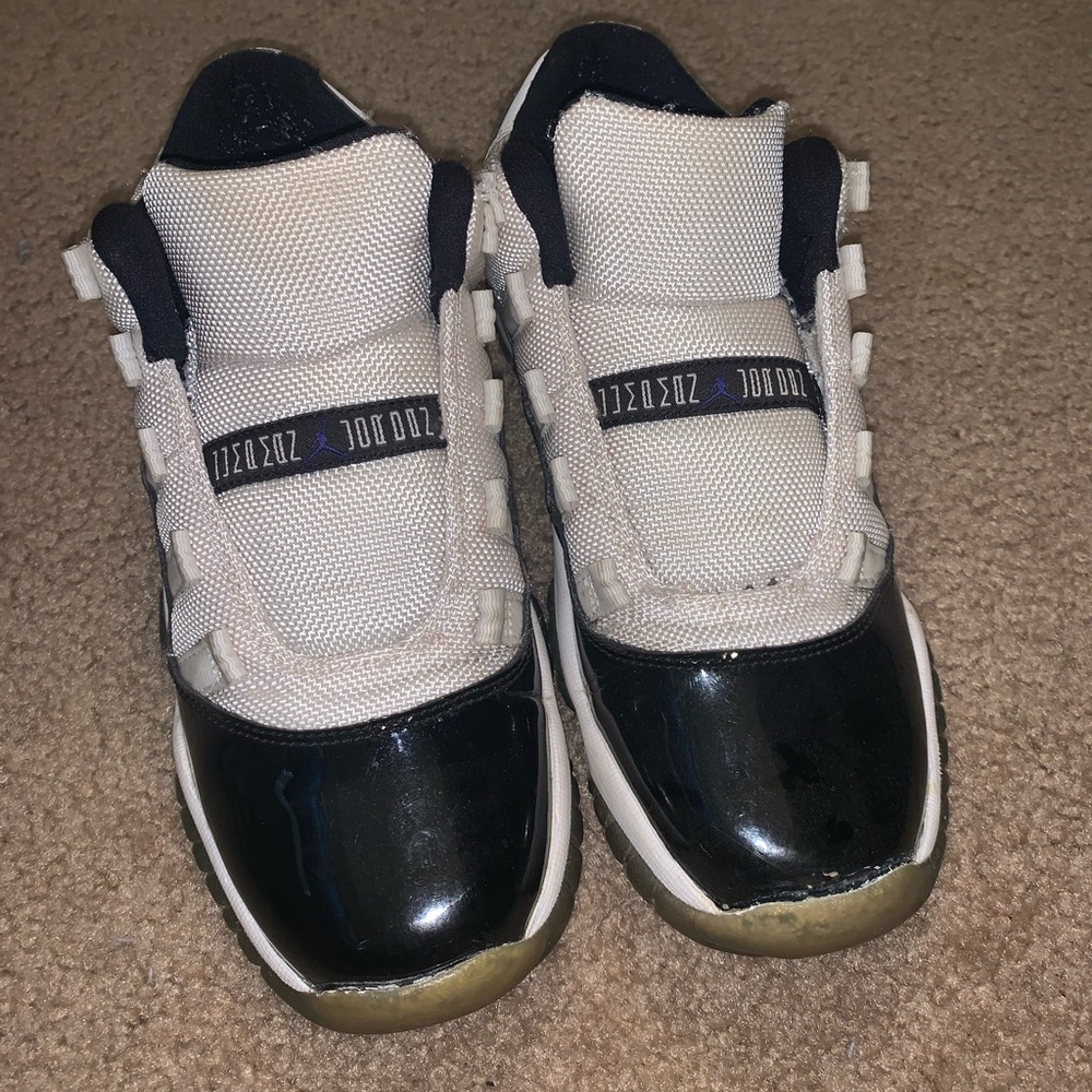 Nike Air Jordan Retro 11 Low “Concord” GS